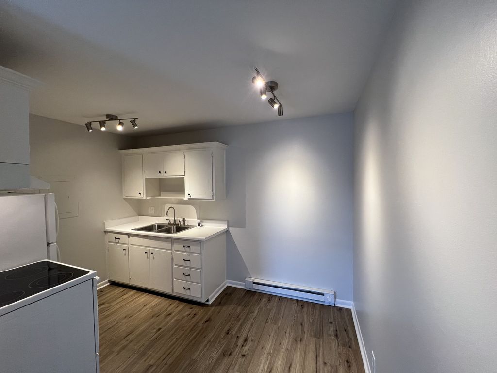 2601 Hillsboro Pike Apt B8, Nashville, TN 37212