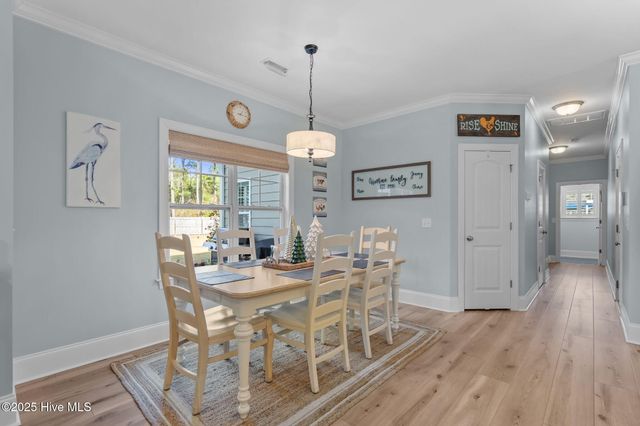 426 Canter Crest Road, Hampstead, NC 28443