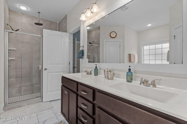 426 Canter Crest Road, Hampstead, NC 28443