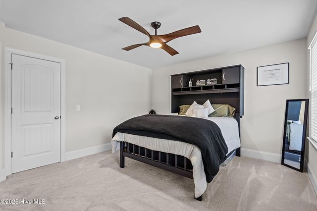 426 Canter Crest Road, Hampstead, NC 28443