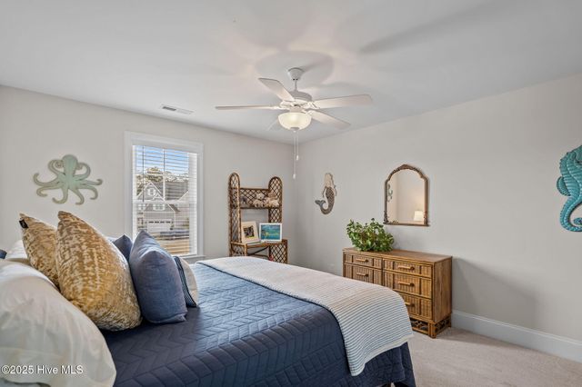 426 Canter Crest Road, Hampstead, NC 28443