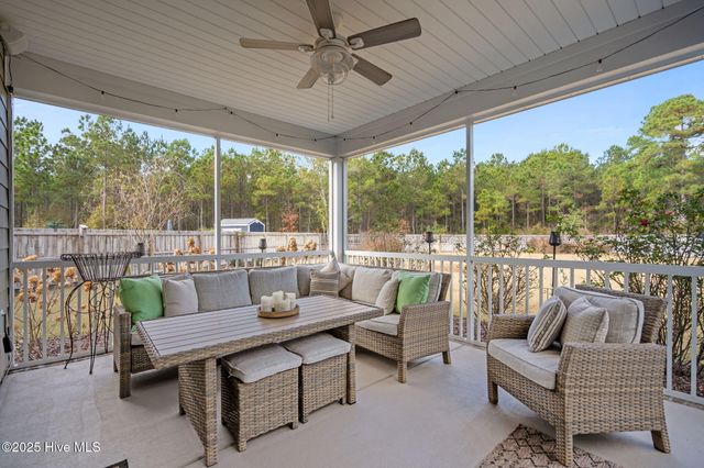 426 Canter Crest Road, Hampstead, NC 28443