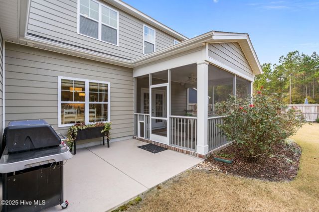 426 Canter Crest Road, Hampstead, NC 28443