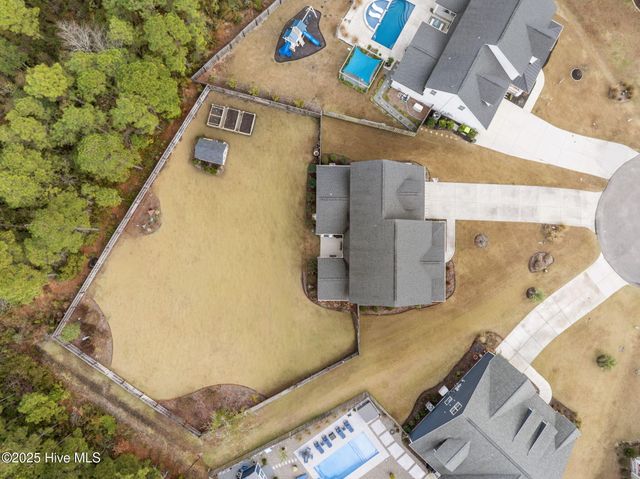 426 Canter Crest Road, Hampstead, NC 28443