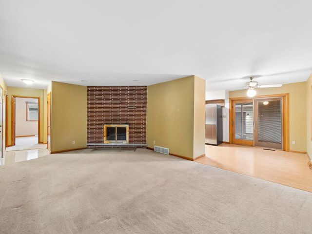 2433 Fishinger Road, Upper Arlington, OH 43221