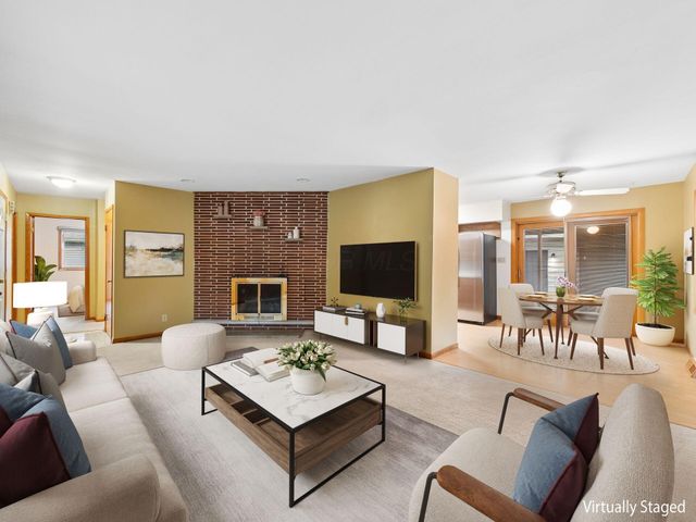 2433 Fishinger Road, Upper Arlington, OH 43221