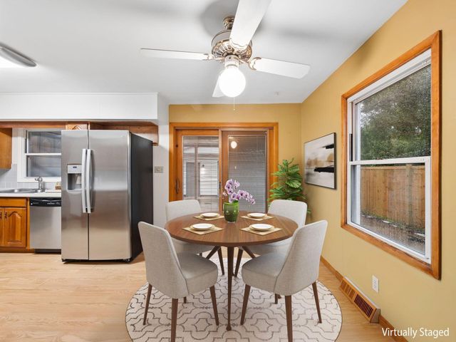 2433 Fishinger Road, Upper Arlington, OH 43221