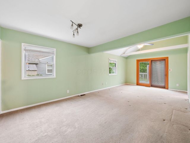 2433 Fishinger Road, Upper Arlington, OH 43221