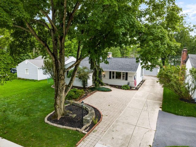 2433 Fishinger Road, Upper Arlington, OH 43221