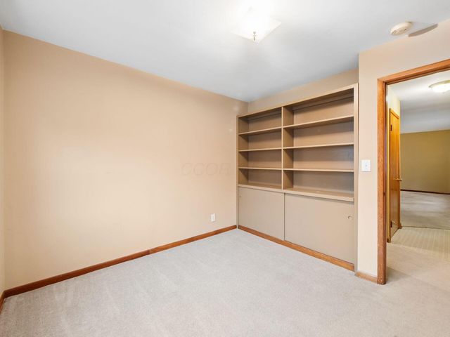 2433 Fishinger Road, Upper Arlington, OH 43221
