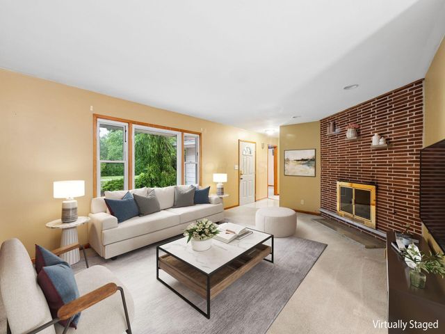 2433 Fishinger Road, Upper Arlington, OH 43221