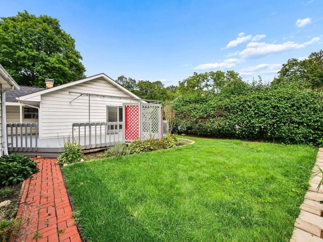 2433 Fishinger Road, Upper Arlington, OH 43221