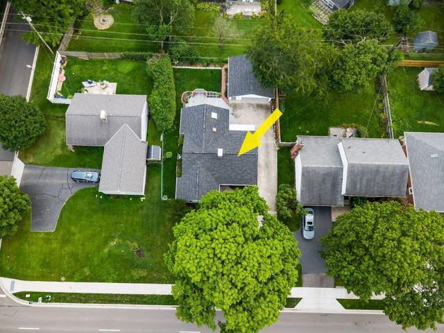 2433 Fishinger Road, Upper Arlington, OH 43221