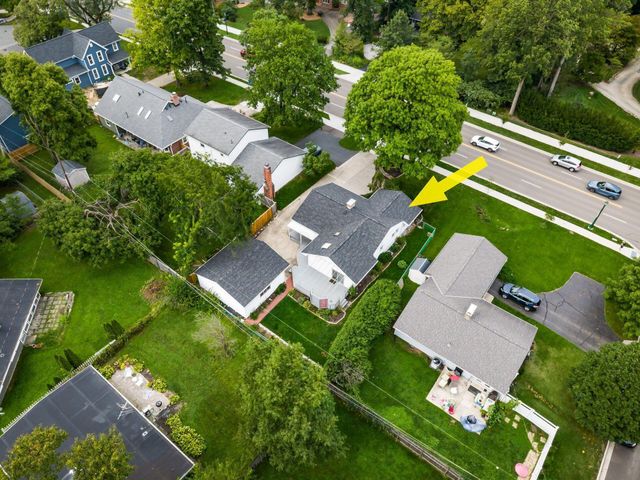 2433 Fishinger Road, Upper Arlington, OH 43221