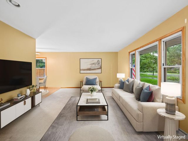 2433 Fishinger Road, Upper Arlington, OH 43221