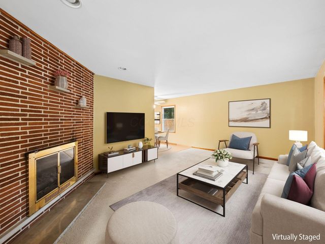 2433 Fishinger Road, Upper Arlington, OH 43221