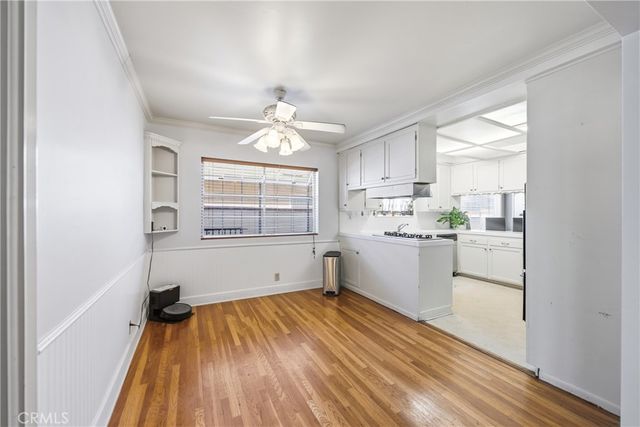 19545 Bryant, Northridge, CA 91324