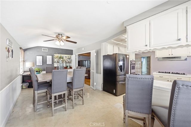 19545 Bryant, Northridge, CA 91324