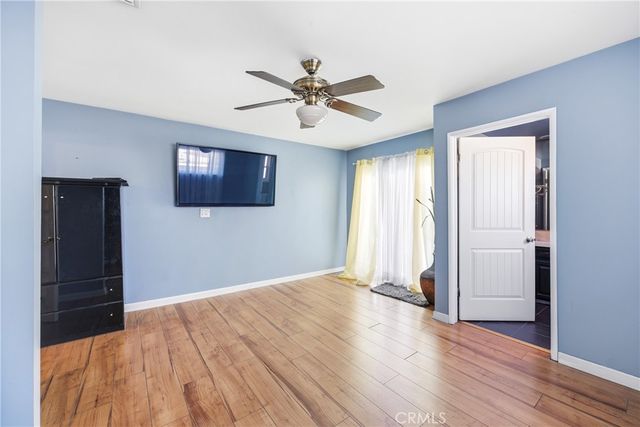 19545 Bryant, Northridge, CA 91324