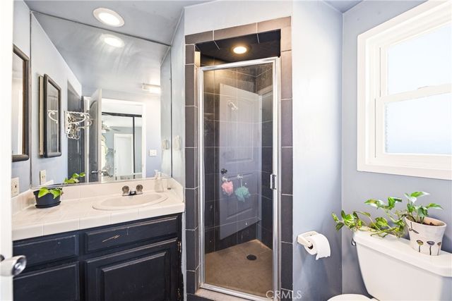 19545 Bryant, Northridge, CA 91324