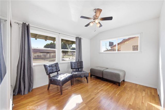 19545 Bryant, Northridge, CA 91324