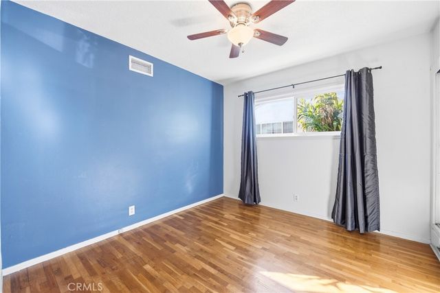 19545 Bryant, Northridge, CA 91324