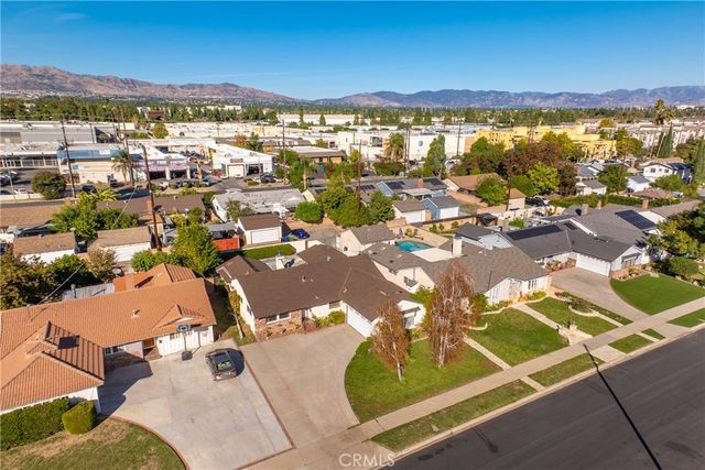 19545 Bryant, Northridge, CA 91324