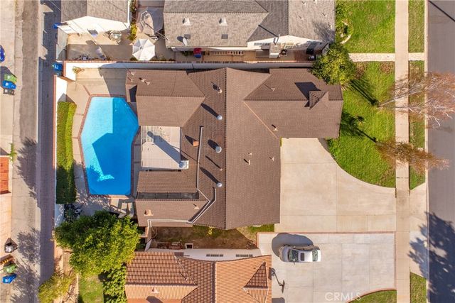 19545 Bryant, Northridge, CA 91324