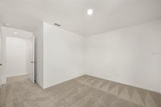 727 POPPY LANE, Dundee, FL 33838