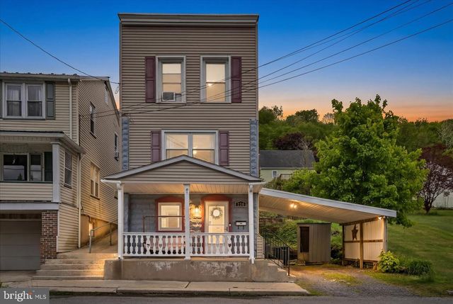 320 E BACON ST, Pottsville, PA 17901