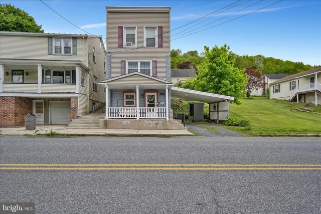 320 E BACON ST, Pottsville, PA 17901