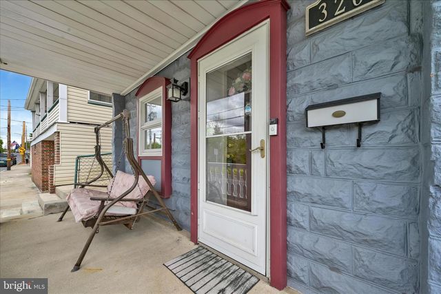 320 E BACON ST, Pottsville, PA 17901