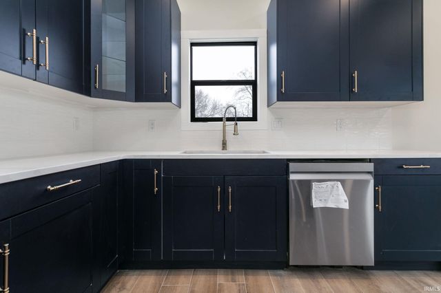 4830 York Road, South Bend, IN 46614