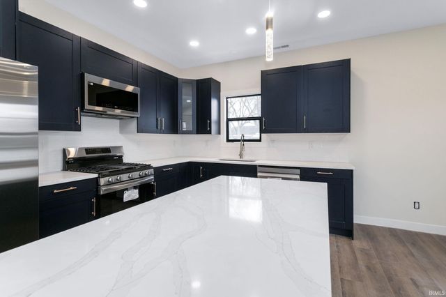 4830 York Road, South Bend, IN 46614