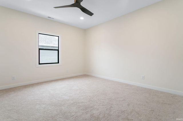 4830 York Road, South Bend, IN 46614