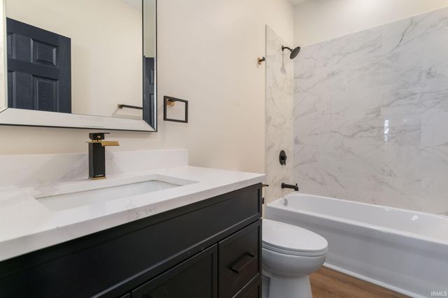 4830 York Road, South Bend, IN 46614