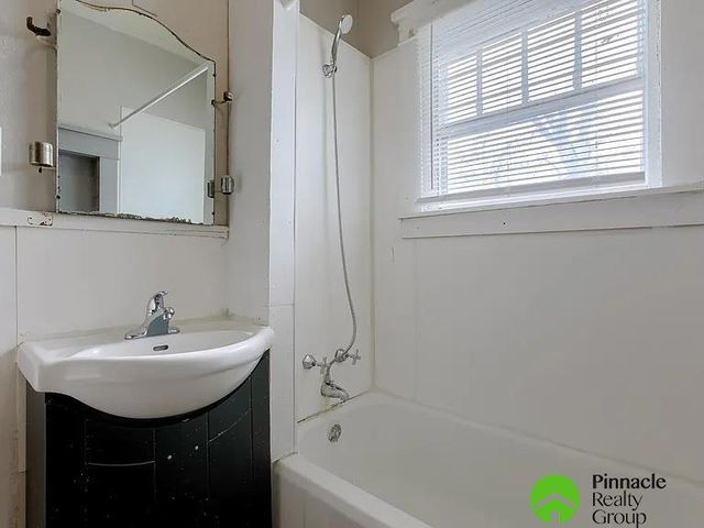 5907 Havelock Avenue, Lincoln, NE 68507