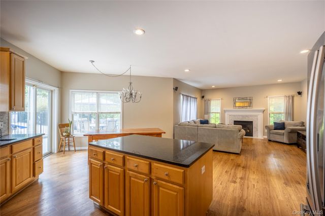 53 Traci Lane, Hopewell Junction, NY 12533