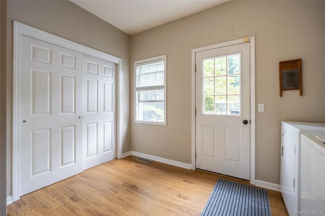 53 Traci Lane, Hopewell Junction, NY 12533