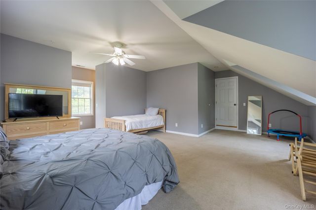 53 Traci Lane, Hopewell Junction, NY 12533