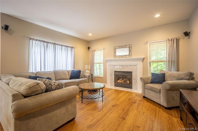 53 Traci Lane, Hopewell Junction, NY 12533