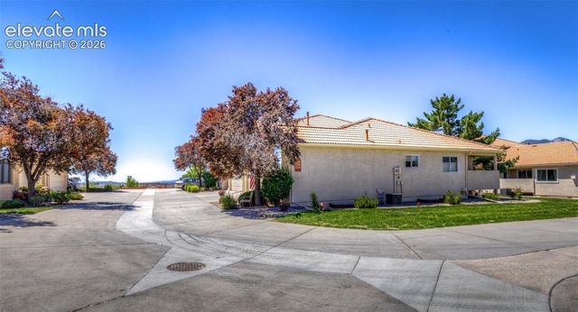 126 Luxury Lane, Colorado Springs, CO 80921