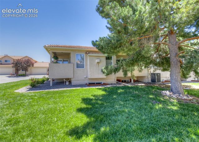 126 Luxury Lane, Colorado Springs, CO 80921