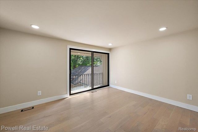 1106 Timberview Trail, Bloomfield Charter Township, MI 48304