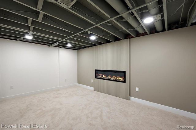 1106 Timberview Trail, Bloomfield Charter Township, MI 48304