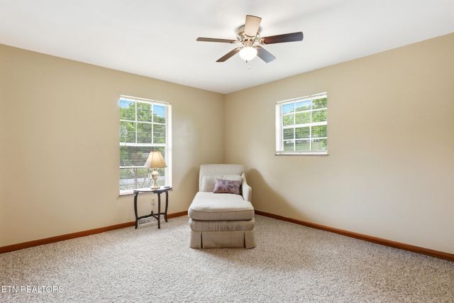 355 Crock Rd, Loudon, TN 37774