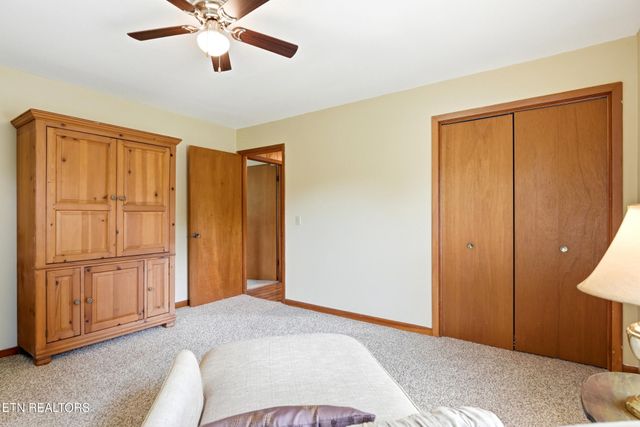 355 Crock Rd, Loudon, TN 37774