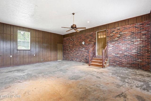 355 Crock Rd, Loudon, TN 37774