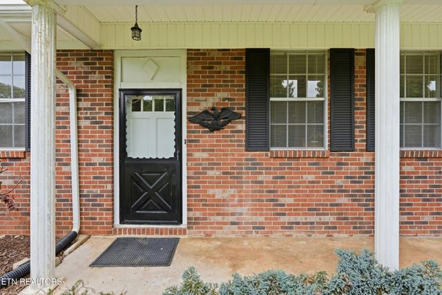 355 Crock Rd, Loudon, TN 37774
