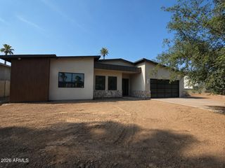 125 E GRISWOLD Road, Phoenix, AZ 85020